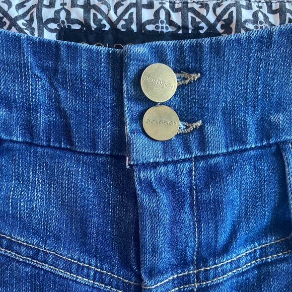 NWOT GOLDSIGN High Rise Blue Denim Shorts 25 fits 0/1 - Picture 4 of 7
